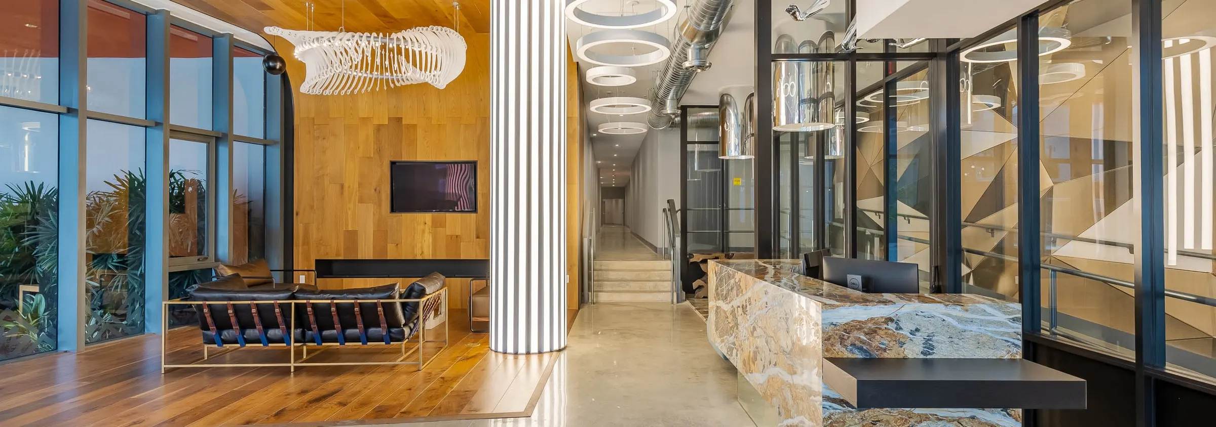 Lobby Concierge