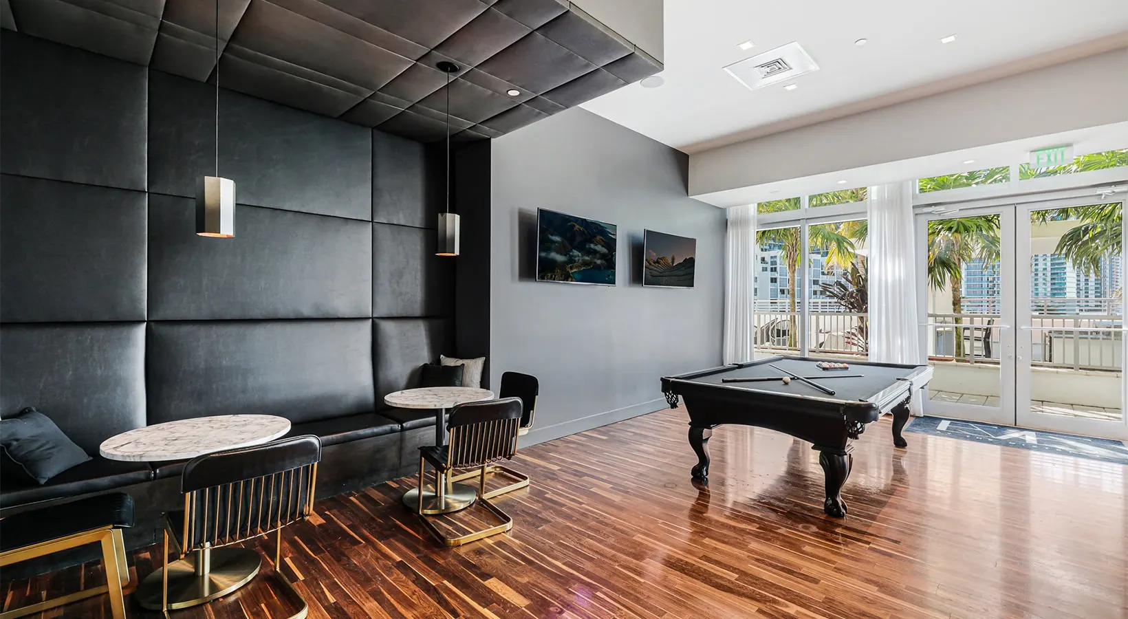Game Room & Eve Bar